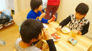キッズコネクション